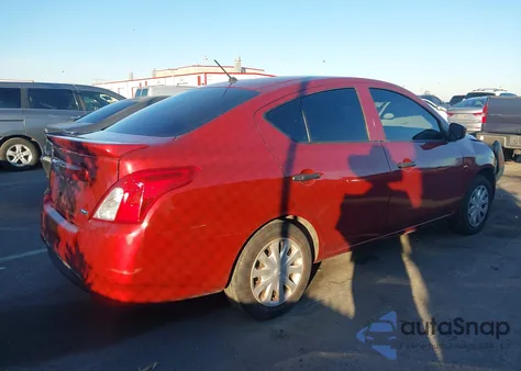 2016 Nissan Versa 1.6 S+ из США, поврежденный, VIN 3N1CN7AP3GL814873